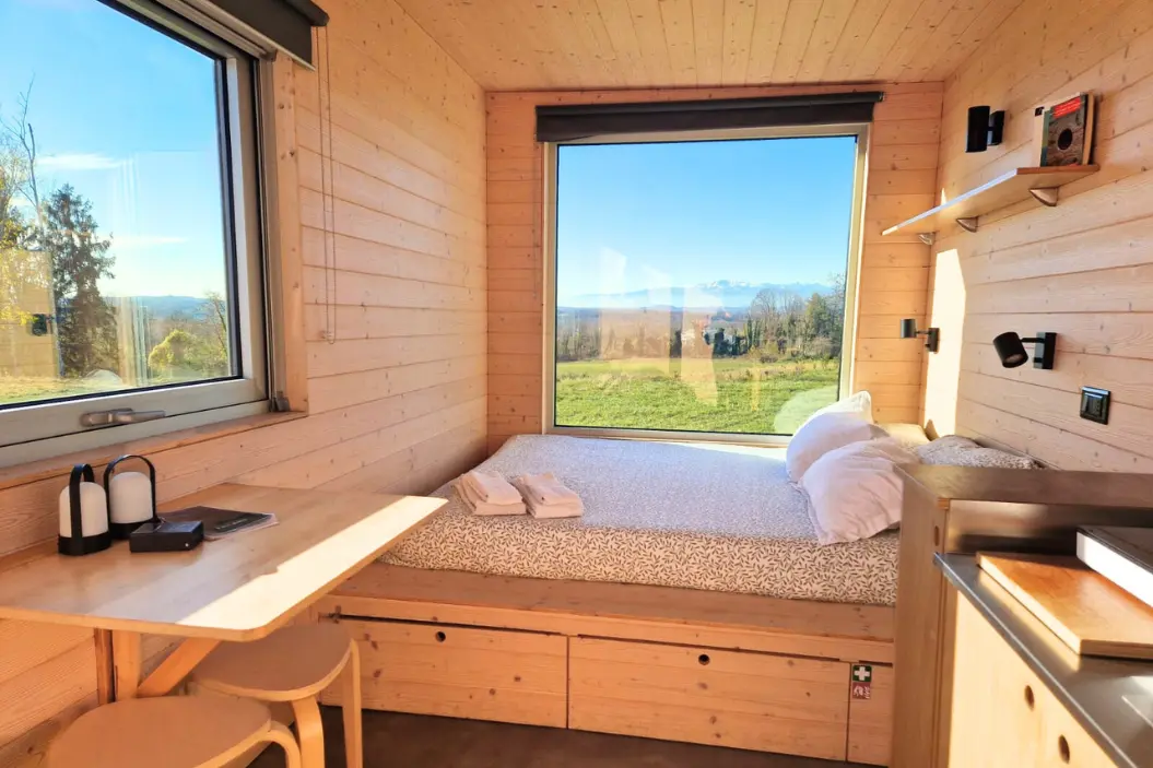 interni della casetta a villa gallici deciani