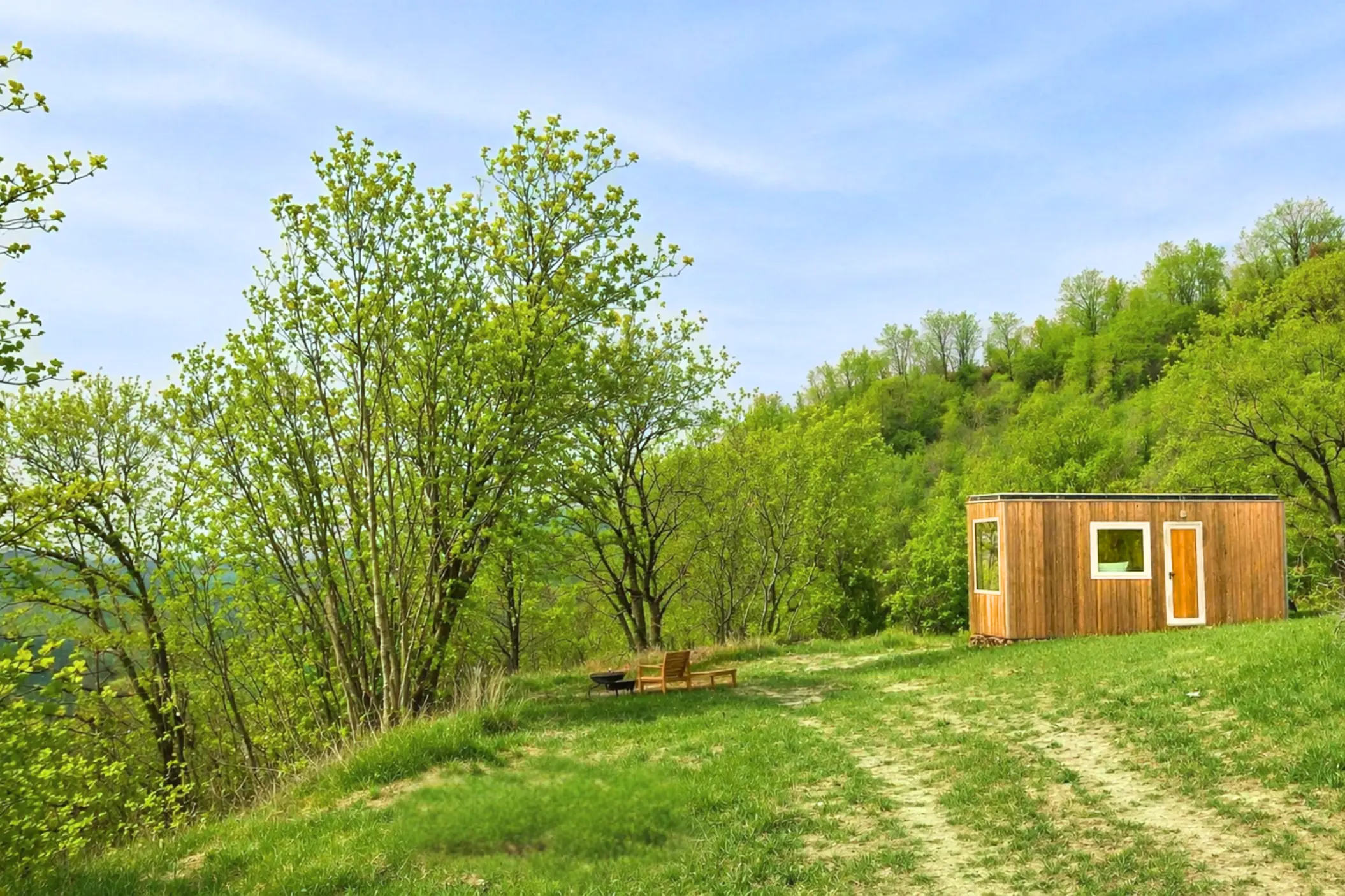 casetta con giardino in val tidone