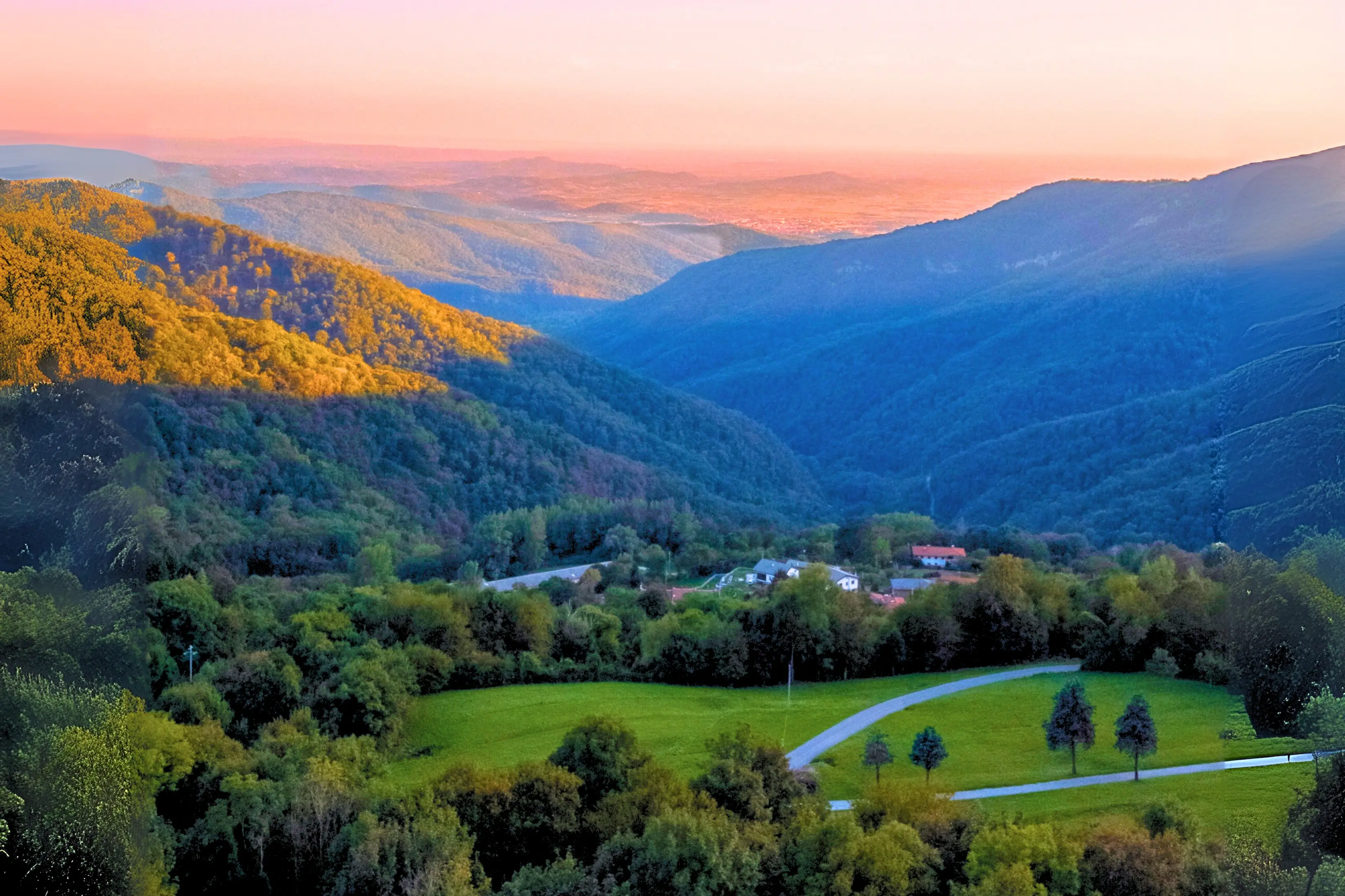 tramonto visto dalla tiny house a tamoris